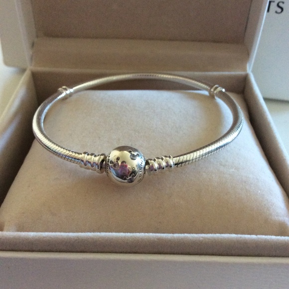 Disney Parks Pandora Wonderful World Bracelet NEW! - Picture 7 of 8